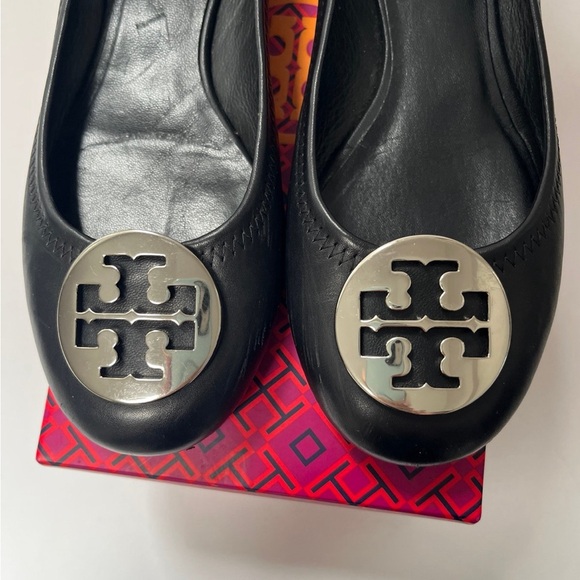 Tory Burch Classic Ballet Flats Size 8 - Picture 4 of 6